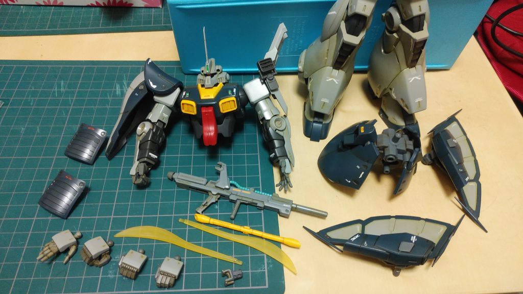 背面のフィンのキットの作りは感動ものの細かさでした。