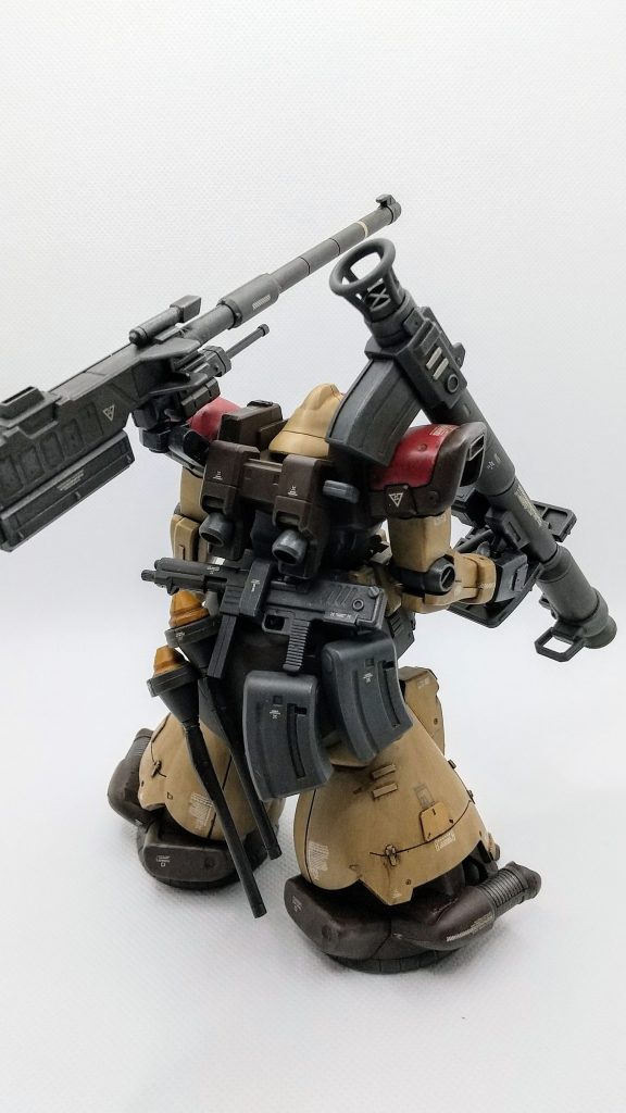 背面の武装モリモリも大好きです😆