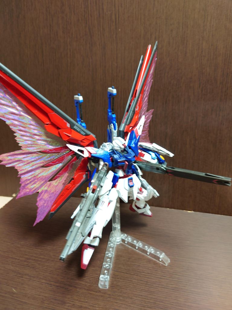 ゲルググメナースに付属のレールガン、長いのでちょっと短くしてほかライフルのパーツ付けてちょっとゴツくしてます。