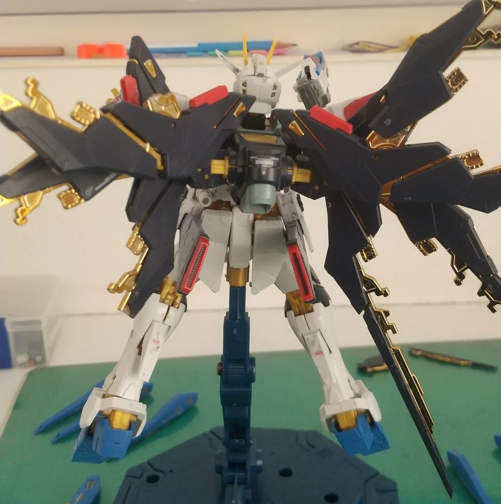 後ろから…絶望したァ！