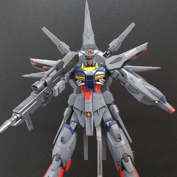 プロビデンスガンダム、缶スプレー塗装。