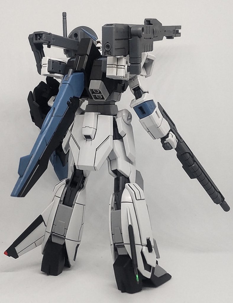 「ムラサメ改に宇宙戦闘用の武装を装備させた機体、ベース機がムラサメ改になってる為、従来機より性能も向上し高性能なMSに仕上がっている。本機はその中での試作機の一つであり、従来機が使用していた物より更に高威力のレールガンをテストする目的で開発された。」基本的にはそんなに手は加えず、お手軽に製作、後述しますが取り外してムラサメ改にも換装可能なようにしてます。