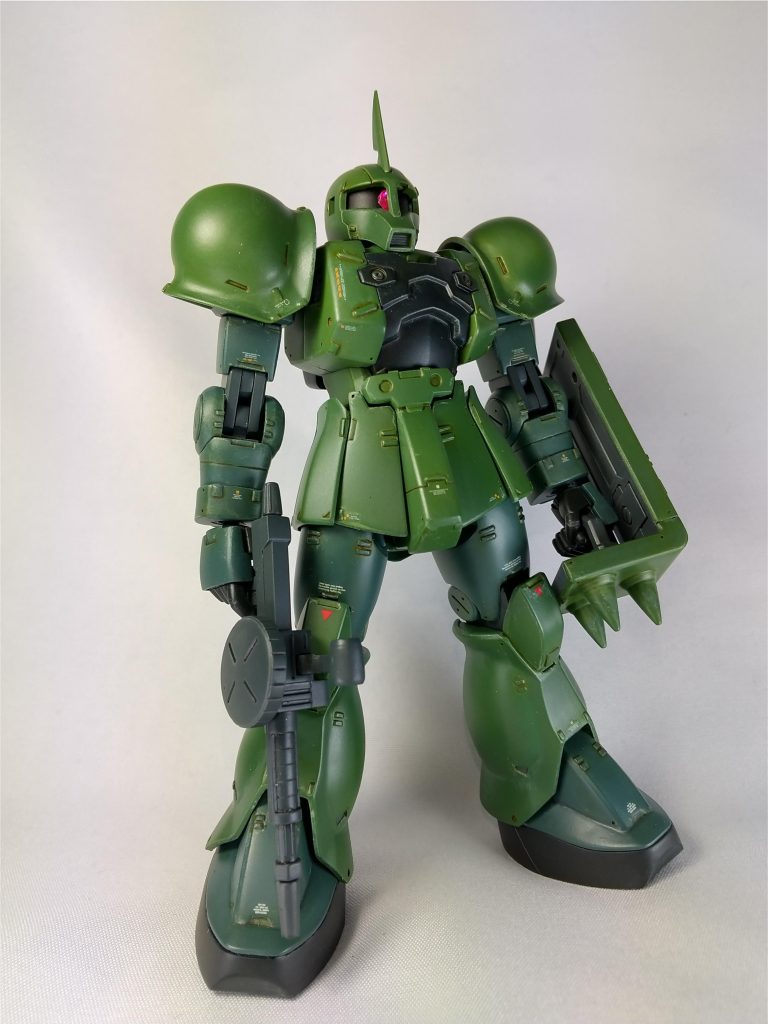 クリアをたっぷり吹いた後にツヤ消しを吹いたんだけどなんか色っぽい仕上がりに。