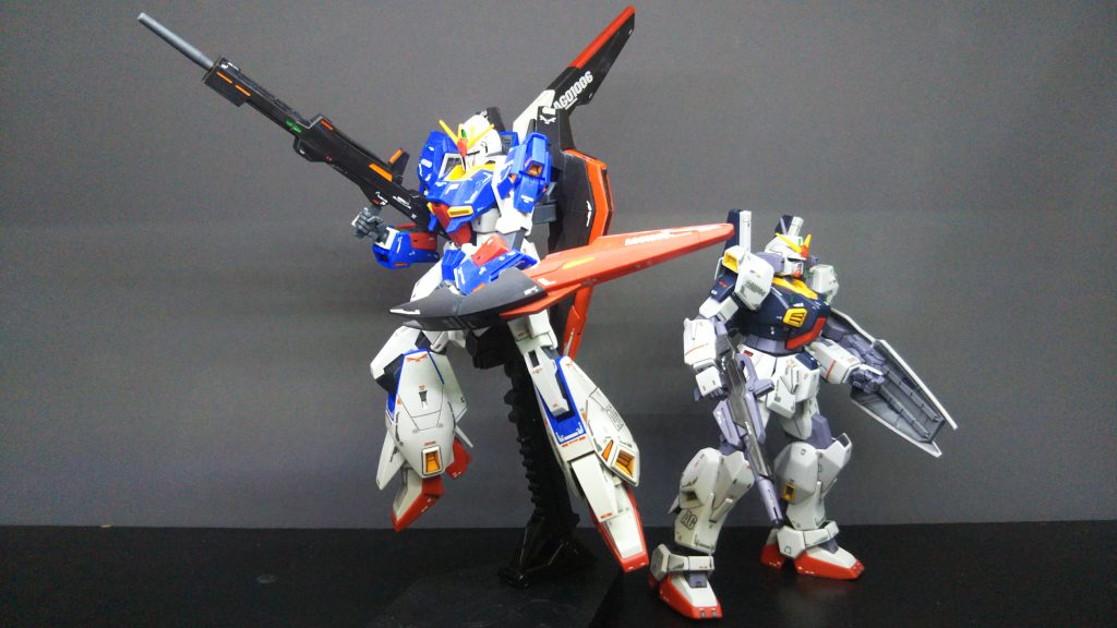 ハイパーメガランチャーはRG用のデカールが無かったので、現在デカールを探して集めています(笑)