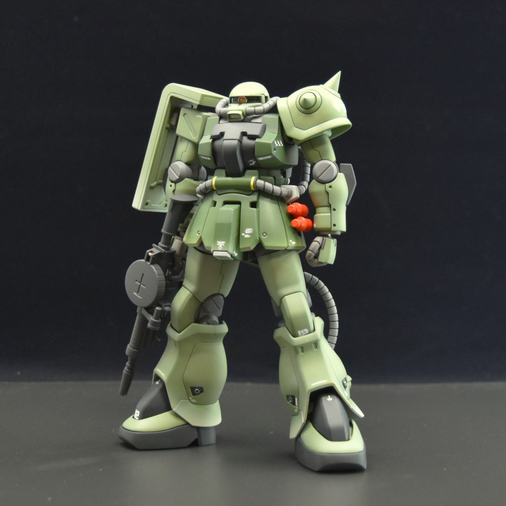 元々の完成度が高いキットなのであまり手を入れていません。プロポーションは首の短縮と腰の延長ぐらいです。