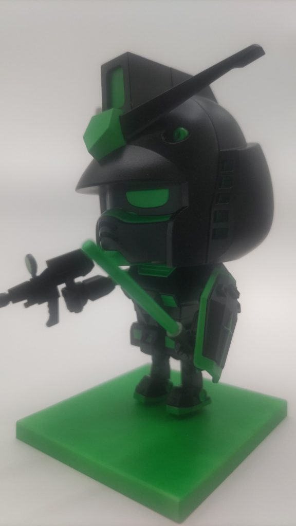 全体 買ったもののあまり出番のない、ガイアノーツのエヴァネオングリーンを大量に使おうを目標に、手間がかからなさそうなガンプラくんに白羽の矢を立てました 余談ですがこのガンプラくんの生成素材、手触りはいいけど耐久性なさすぎ……