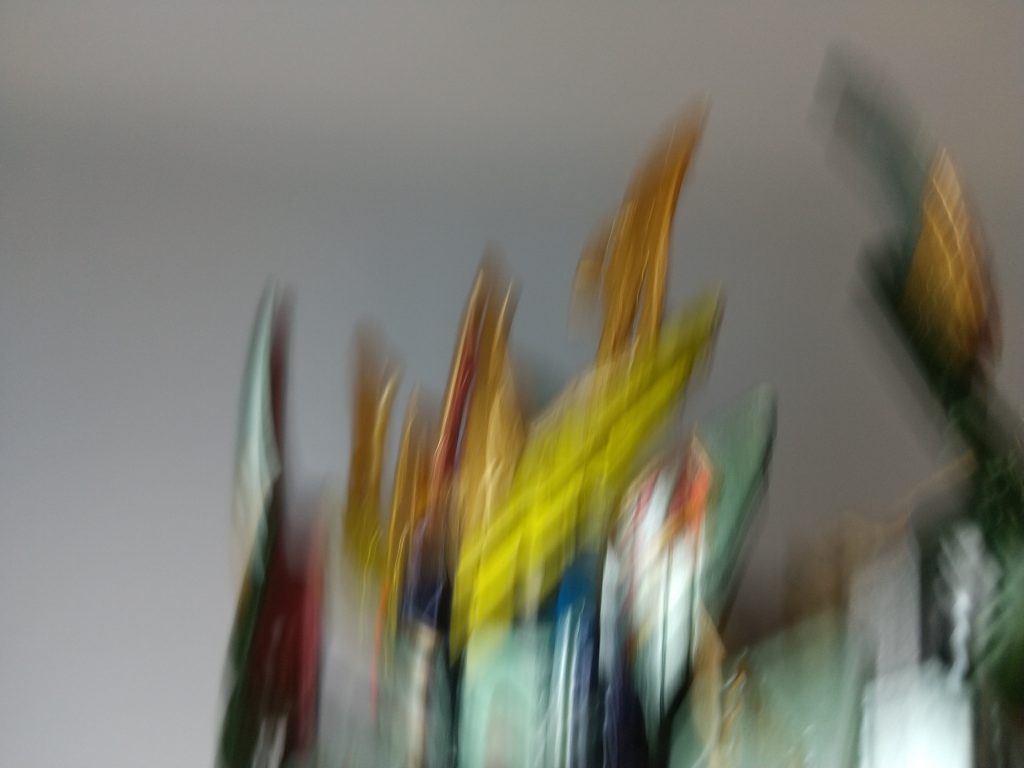 「うわぁぁぁぁぁぁぁッッッ!!!!!!大筒だぁぁぁッッッ!!!!!!……ビックリしたぁ」小早川は徳川から大筒を向けられて東軍に寝返ったと言われていますね