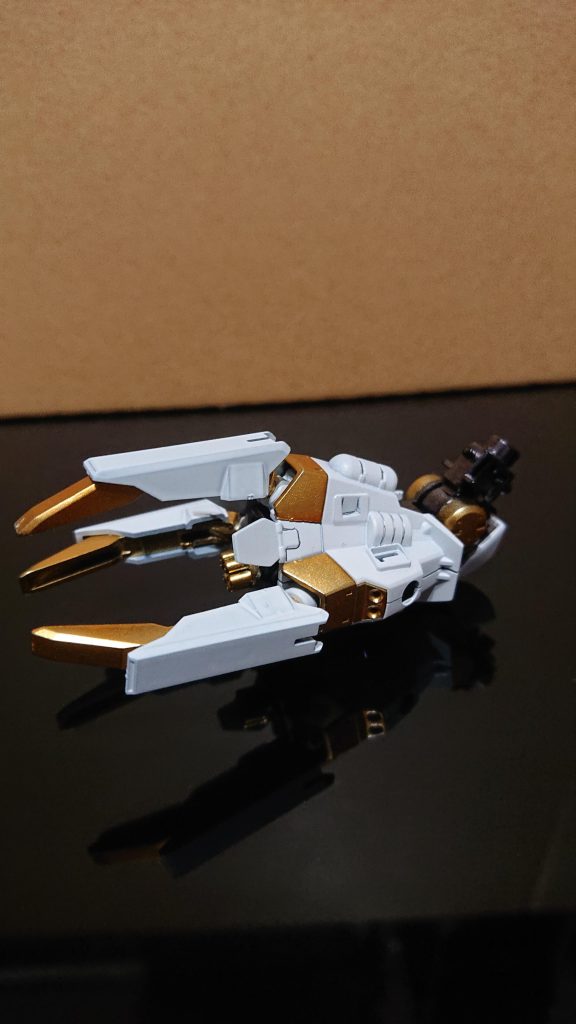 ザクのパーツで出来た腕は鈍器としても使用可能で、「Zハンマー」と呼ばれてるとか。