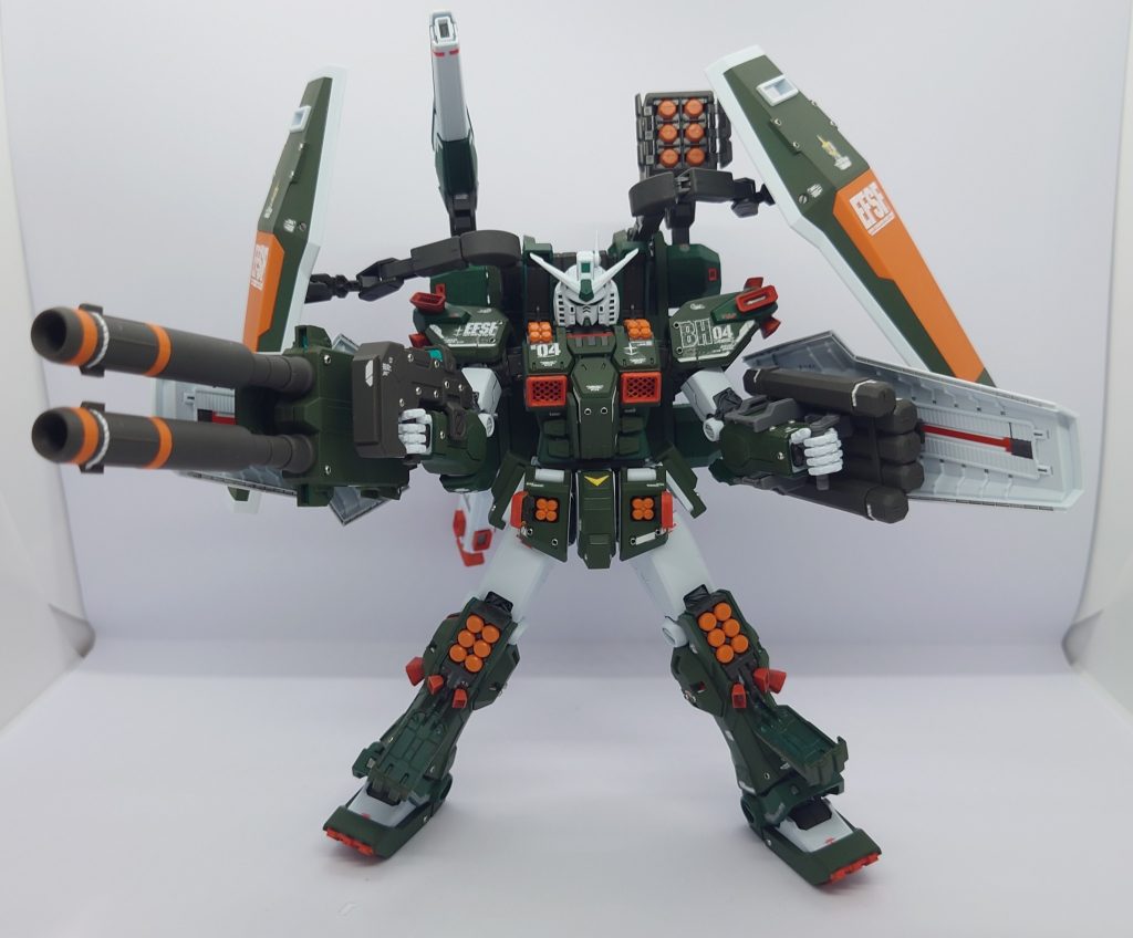 フルバースト!一応自力で立ってるけど背中も腕も重くてバランス取りづらいのが難点