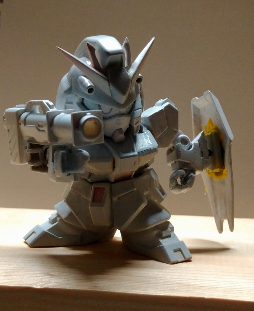 ハイパーバズーカ狙い撃ち。バズーカはBB戦士νガンダムのを拝借して最適化( 砲芯縮小と溶きパテ盛り付け)しました。