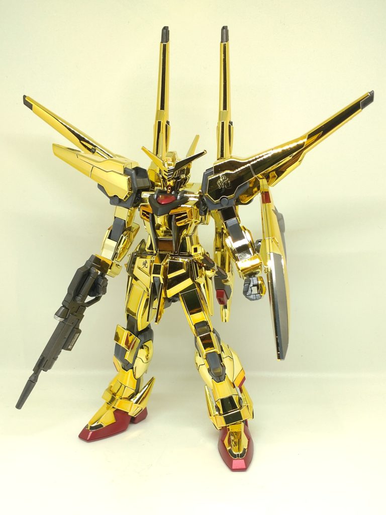 正面プロポーションはいじってませんが、旧キットの割には良いスタイルをしてると思います。