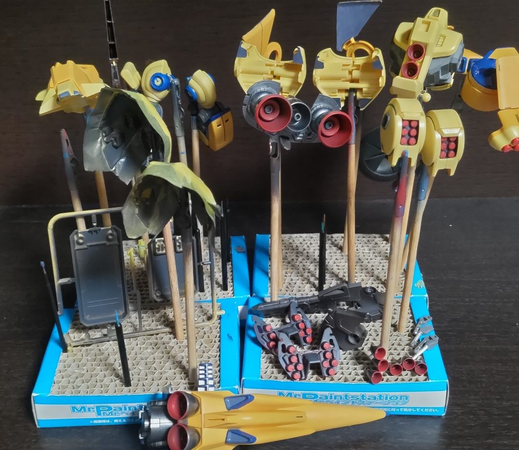 部分塗装してないパーツほとんどない(zaku-kao9)