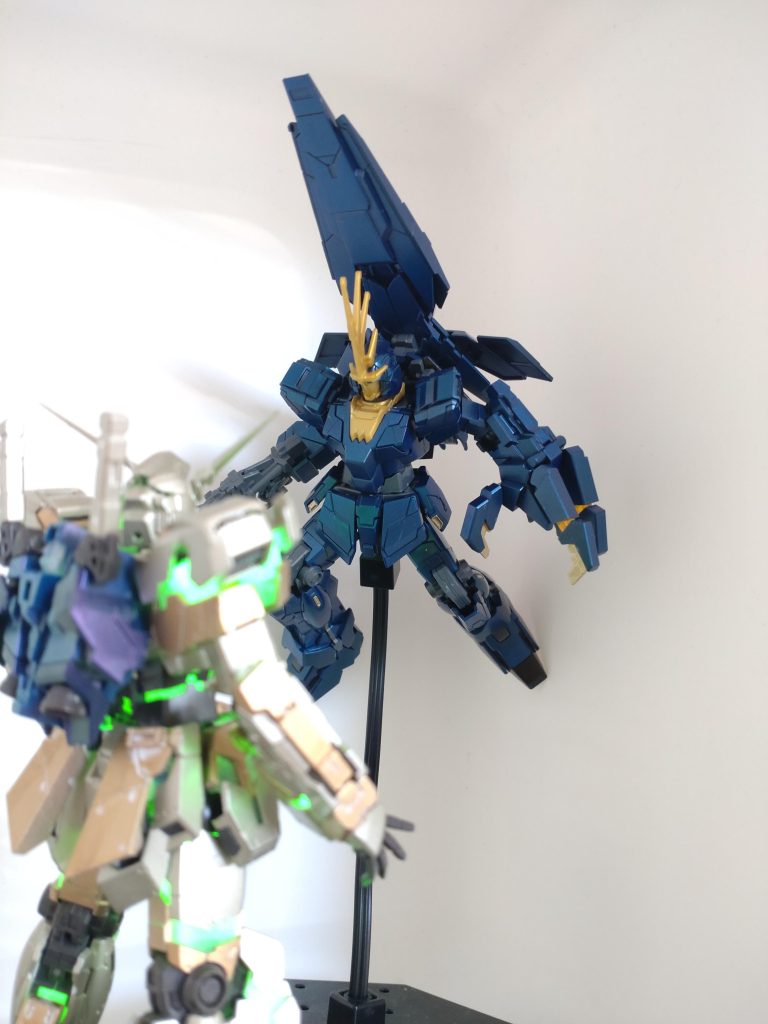 ユニコーンのデストロイモードを発光させて対面させてみる