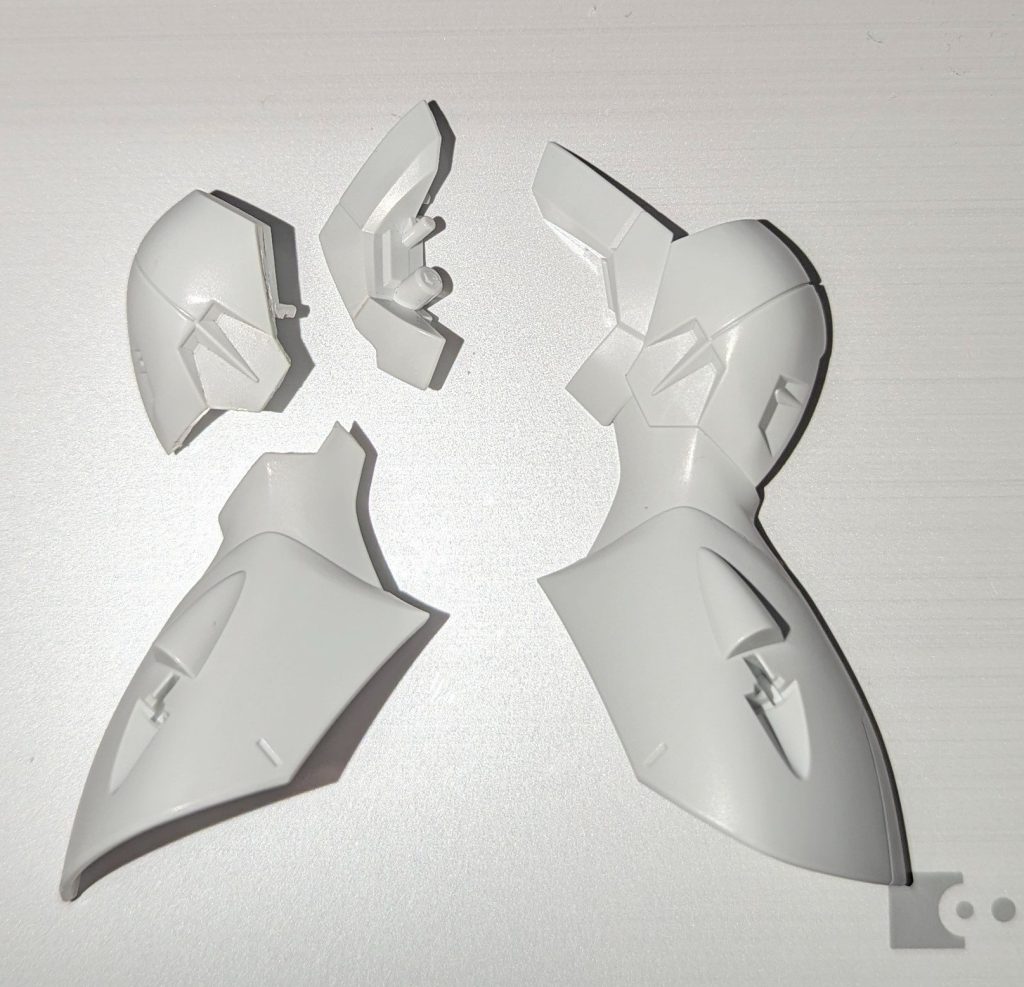 膝横は初挑戦のエナメル割り