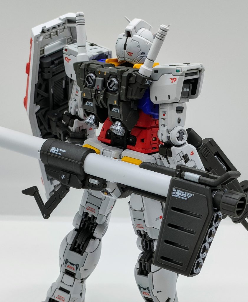 一部にフレイムメタリック2を塗ると、よく映えます。