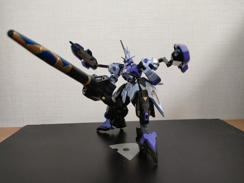 何となくランスをカラフルにしましたがイマイチ。