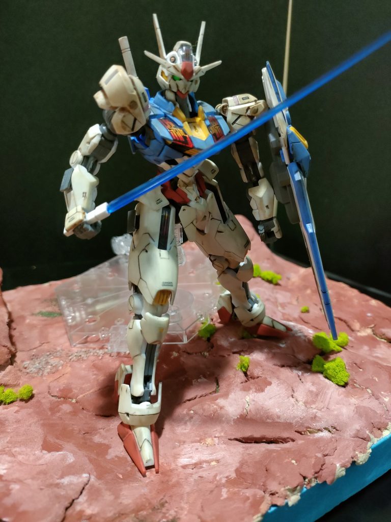 ビームサーベルは蒼いんだ。八神庵さんかな?