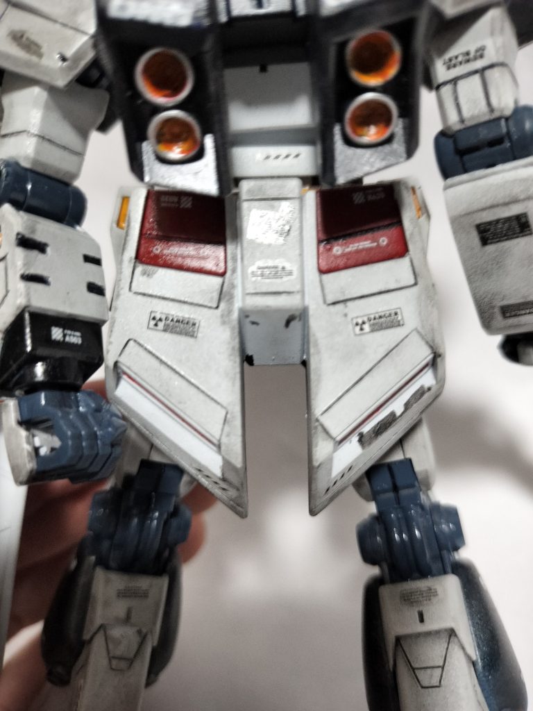 νガンダム ボリボリ–4枚目/制作者：REDREFRED