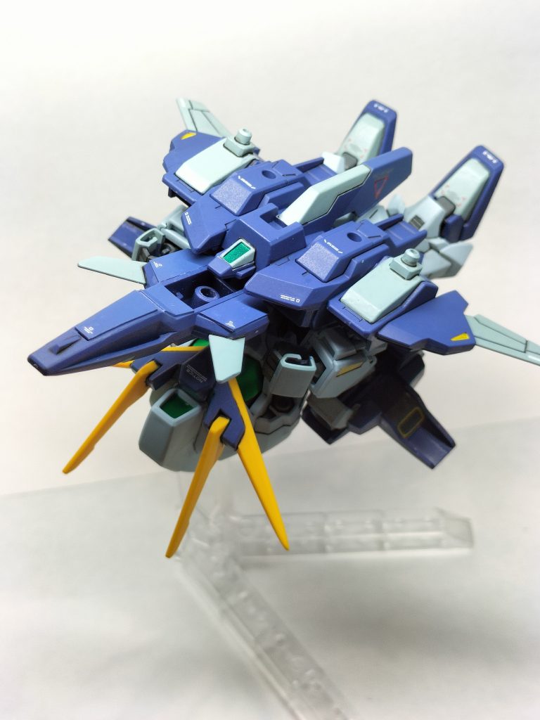 一応変形可能(gundam-kao2)雰囲気は出てるかと…