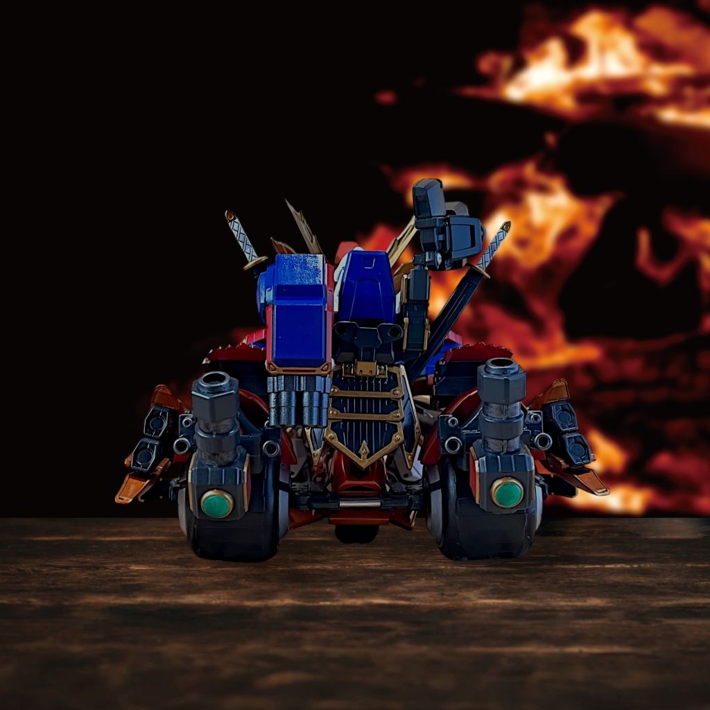 ところで、暴走族〝熱応援・愛々釜(ネェル・アーガマ)〟は1人でやっているのか……(笑) 以下、制作工程