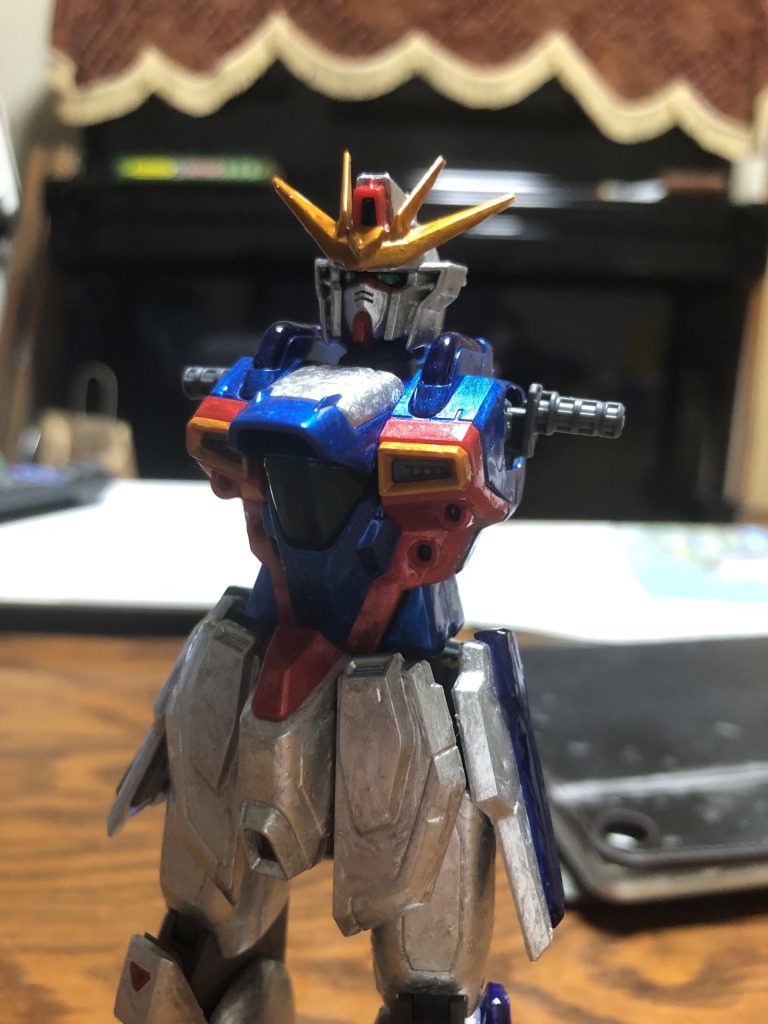 最初は表面がボコボコしててそれが気になったので乾燥後にヤスリがけして再度塗装。表面処理の大切さを今になって知りました。今までやってなかったからなぁ。