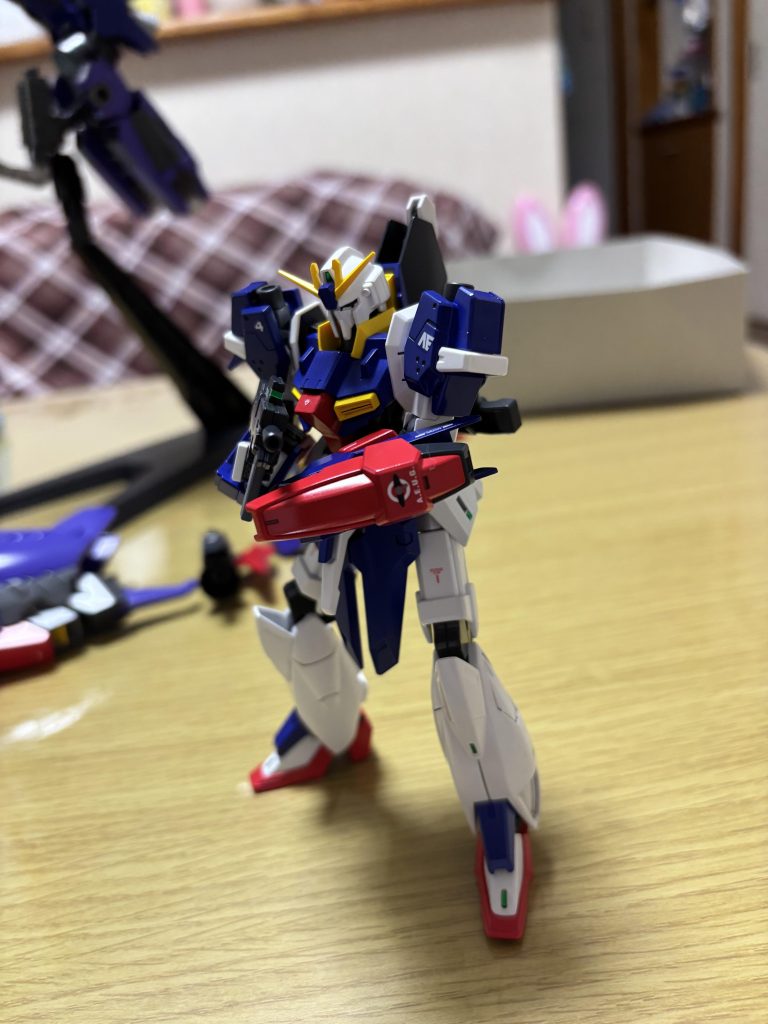 ライトゼータガンダム–3枚目/制作者：@Gundam11Kengo