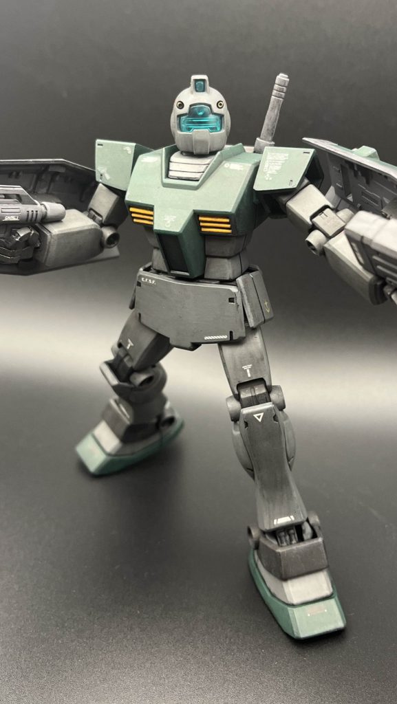 1作目と見比べると、違いが顕著で面白いですね。1作目はこちらからご覧になれます。https://gumpla.jp/hg/1945811