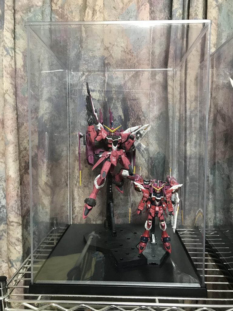 ケースに入れると、それっぽくみえるガンプラあるある笑