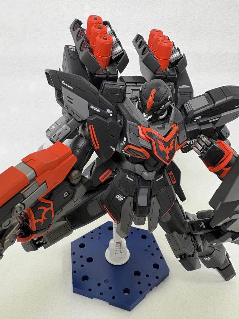 少しだけポージング 