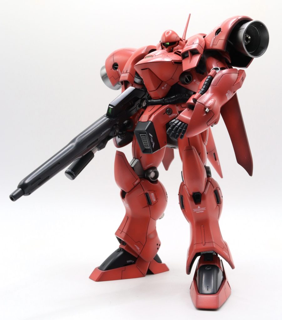 メインカラーは、ピンクと赤とホワイトを適当にまぜて、良い具合に出来ました!(超ざっくり)また、全体をピンク一色にしてカッコよくする自信がなく・・・、足や腰など、ダークグレーに変更しています。