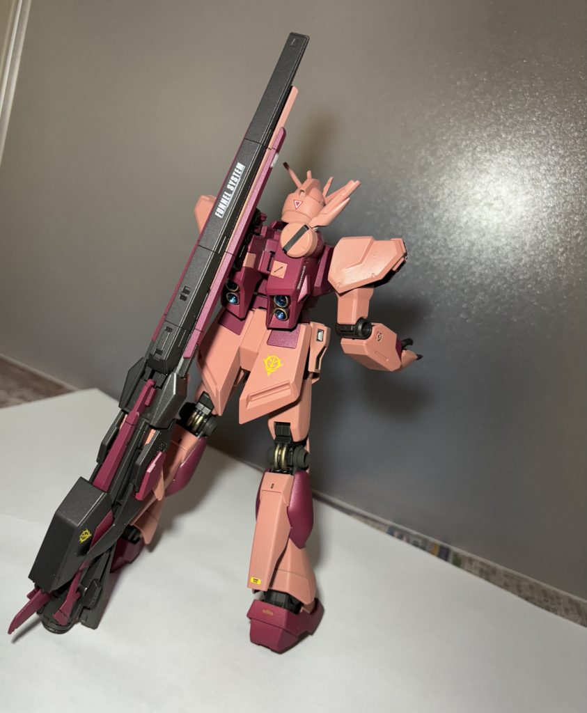 キャスバル専用νガンダム–4枚目/制作者：@basashi48