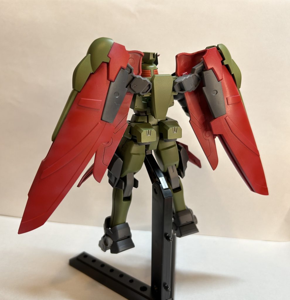 ・背部バックパックはそのままマスターガンダムからとってきました。