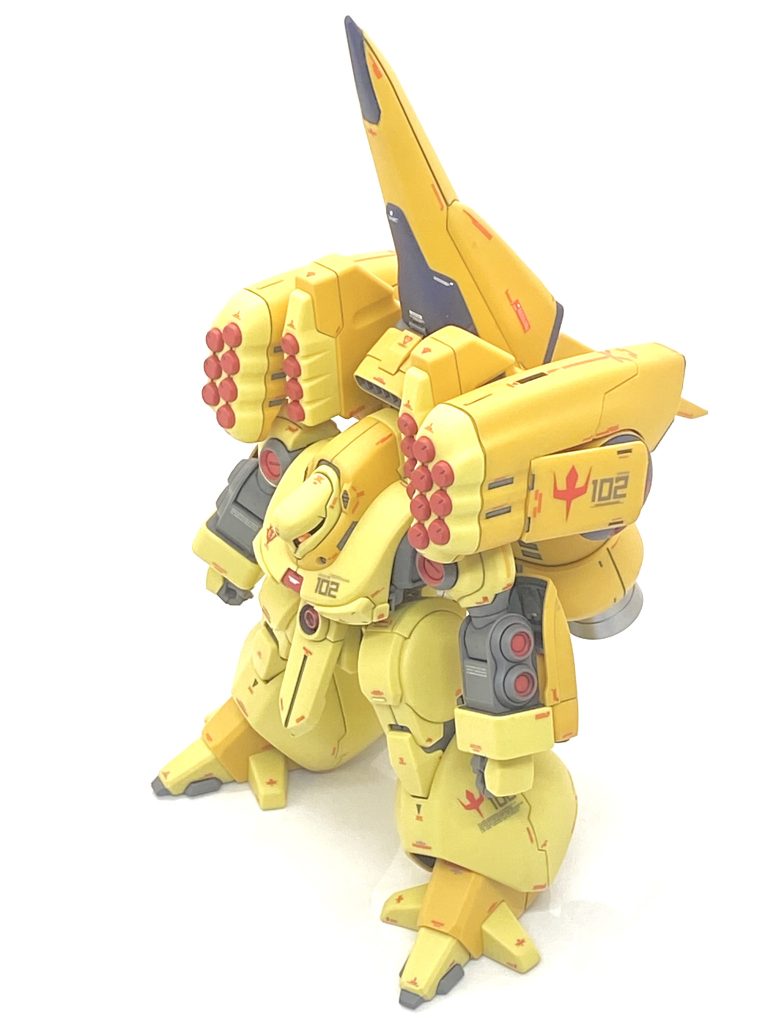 バーニア以外の部分は(クレオス)Mr.カラーGXスーパースムースクリアーを吹き付けております。