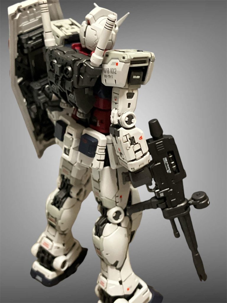 後ろ姿もカッコイイです