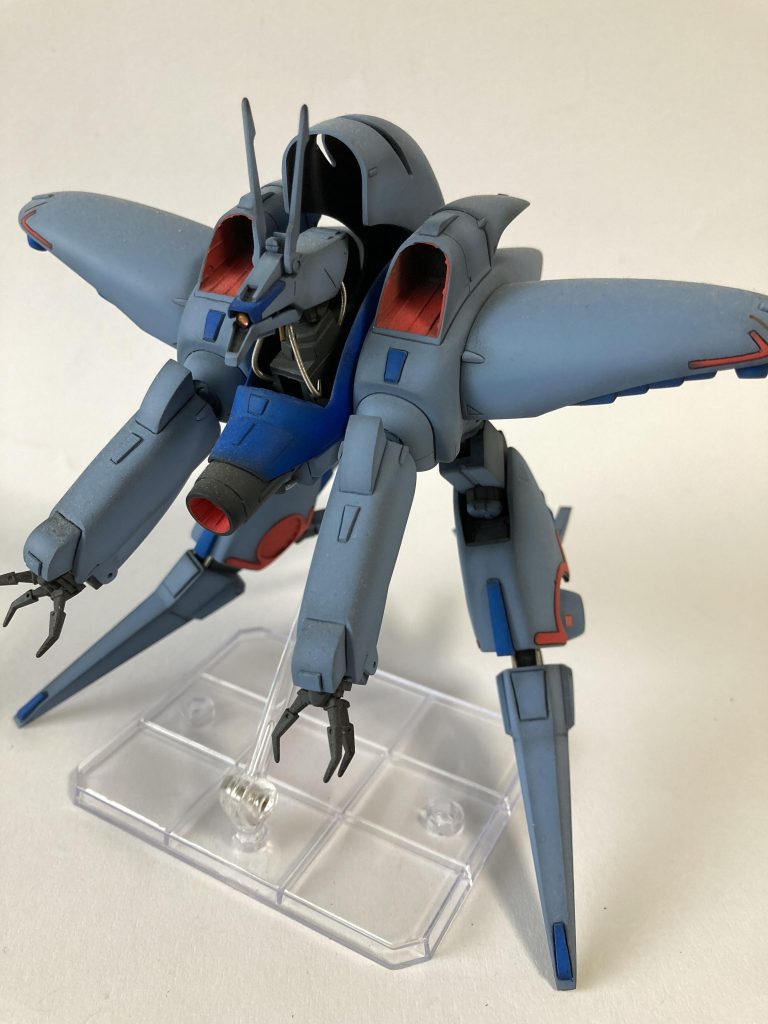 腕の付け根はボールジョイントに変更しています