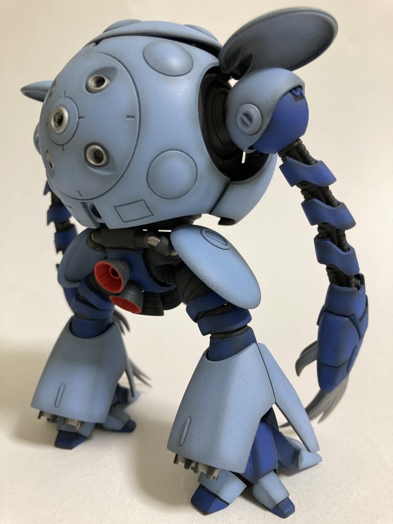 何故か哀愁漂う背中