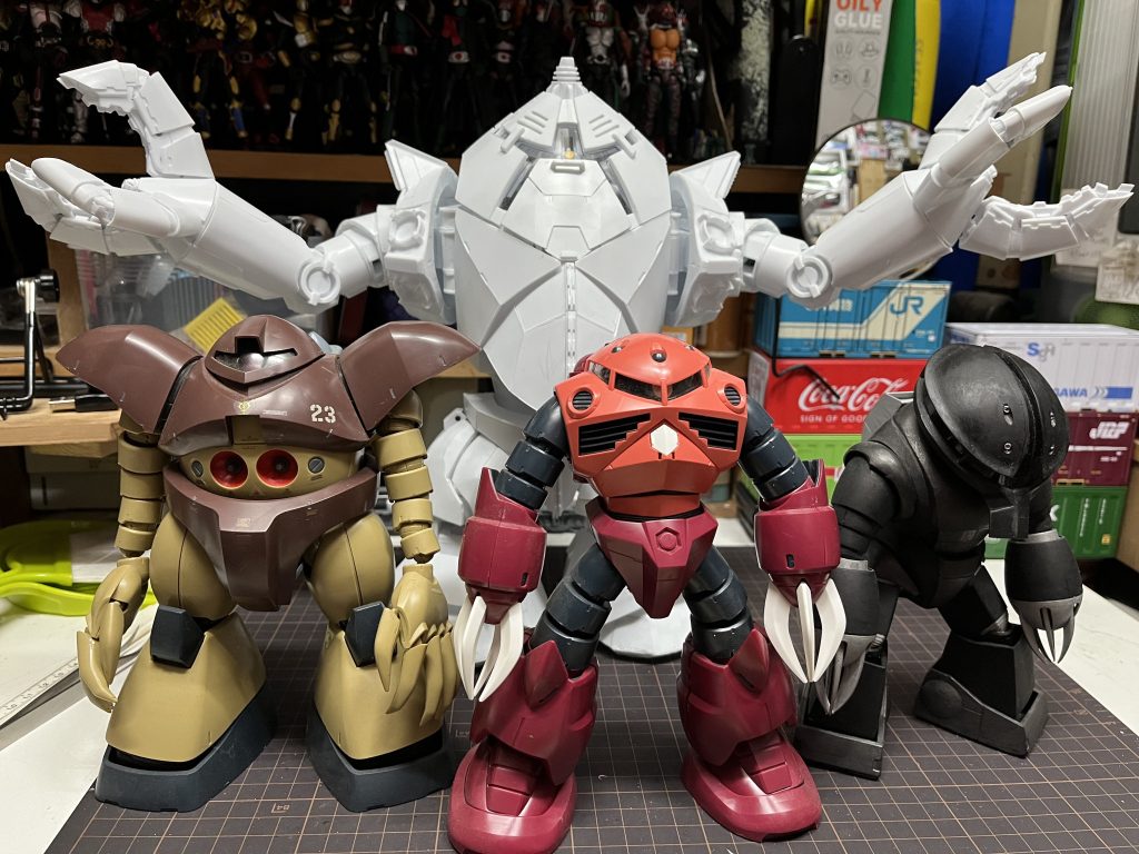 ジオン水泳部勢ぞろいッ!