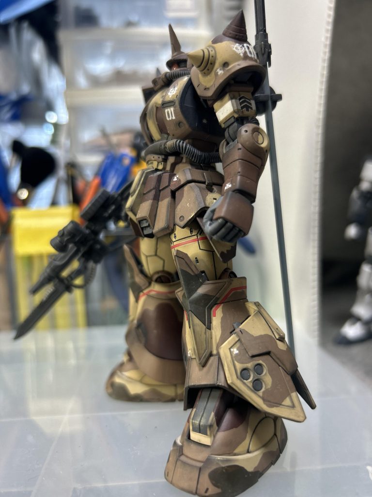 ブレードアンテナのシャープ化。ショルダースパイクを鋭く削り。