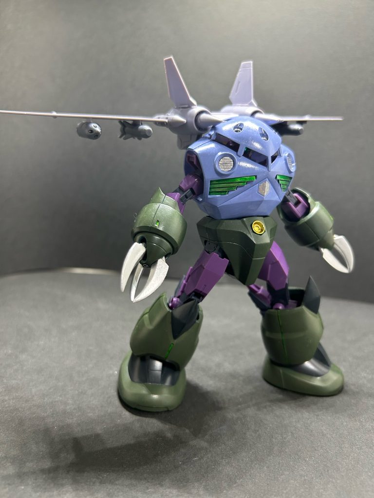 装備例、空戦用ジェットストライカー。