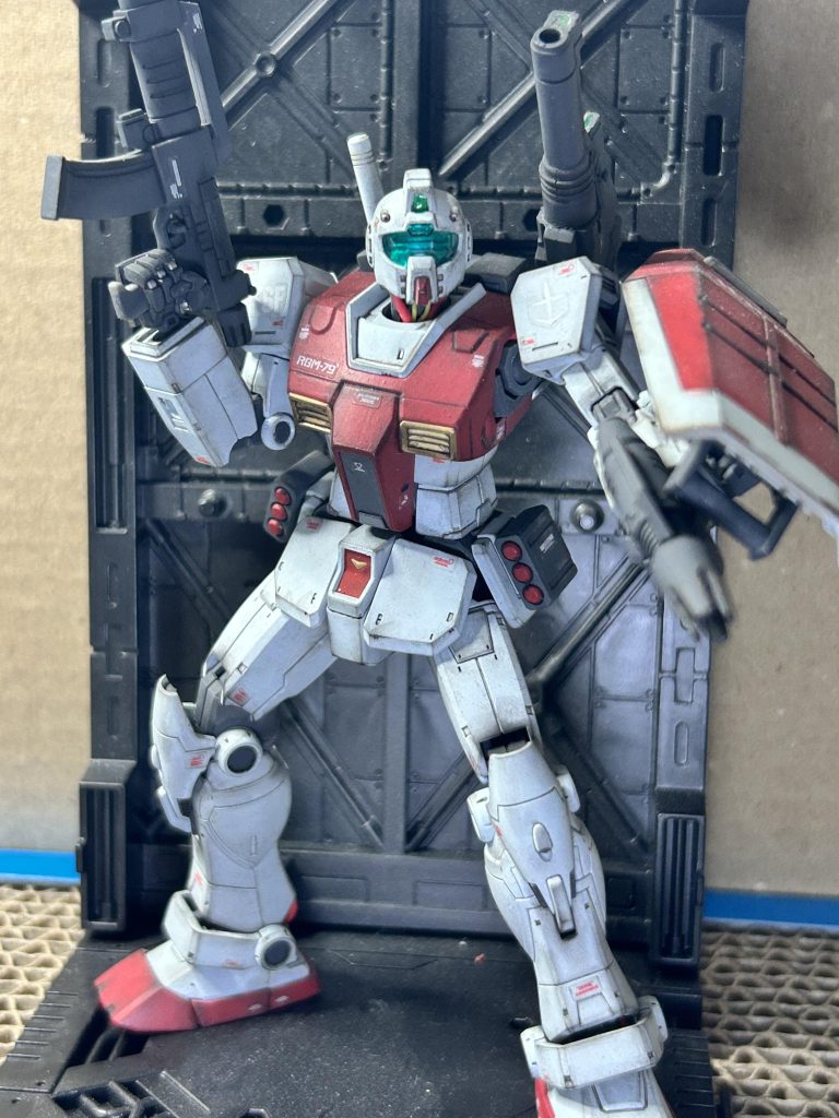 最後は決めポーズで(gundam-kao6)