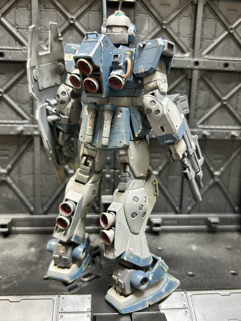 局地戦仕様なので、稼働時間は短くとも機動性重視にする為、ランドセル強化。