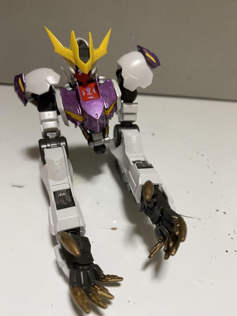 こちらも見える所はガンダムマーカーと筆塗り