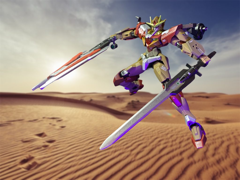 また左肩アームに懸架されたもう一つの大剣、GNコマンドソードは斬撃に特化した装備であり、二振りの大剣を自在に振り回す攻撃はまさにエクシアの発展型を思わせるような戦闘スタイルである。