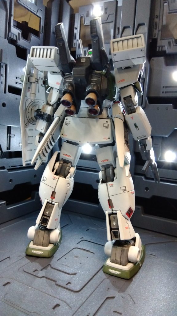 バックショット　ランドセルのパイプはメッシュに変更。MKIIタイプのランドセルはカッコいい。