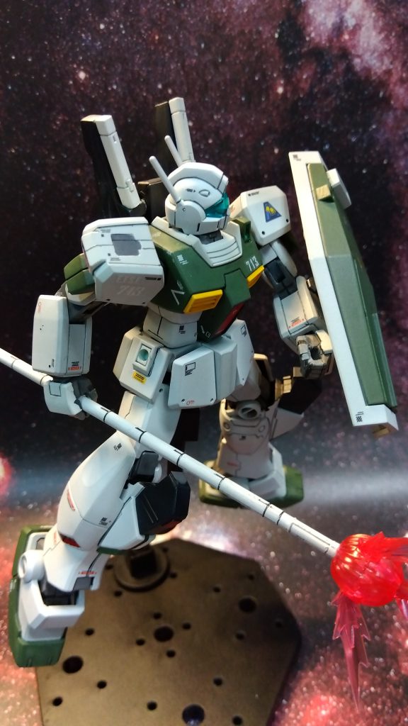 肩、腰のミサイル無しのジムIIIが好みです。