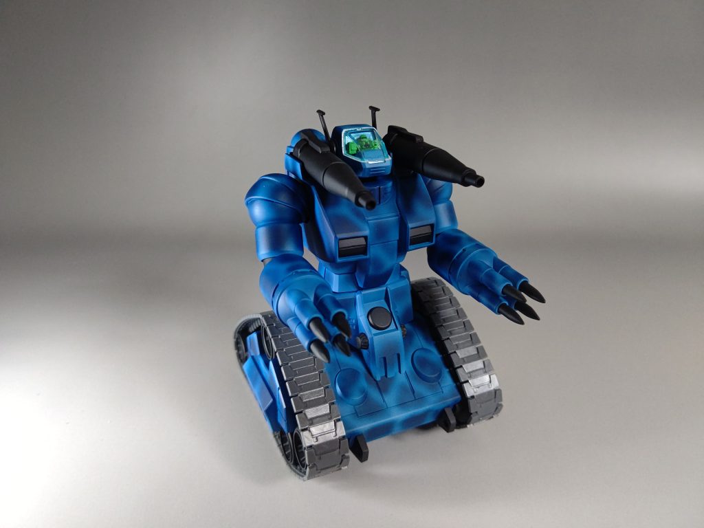 ガンタンク 水中試験型–2枚目/制作者：滝 由佳理