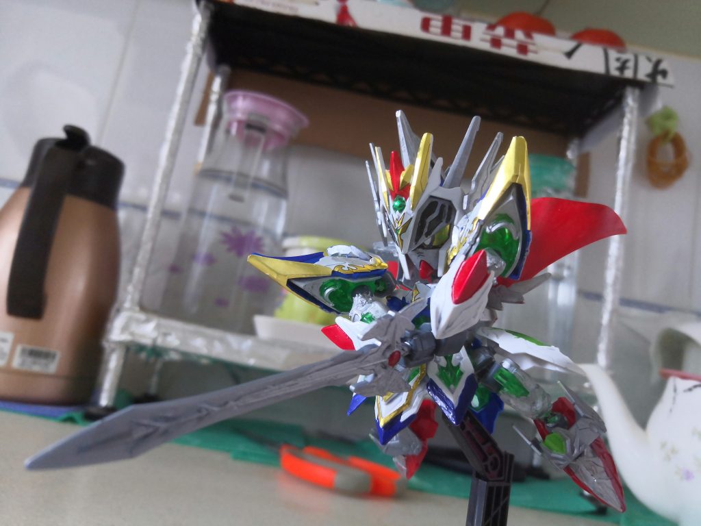 騎士ストライクガンダム–2枚目/制作者：LUNLUN（邪道可動）