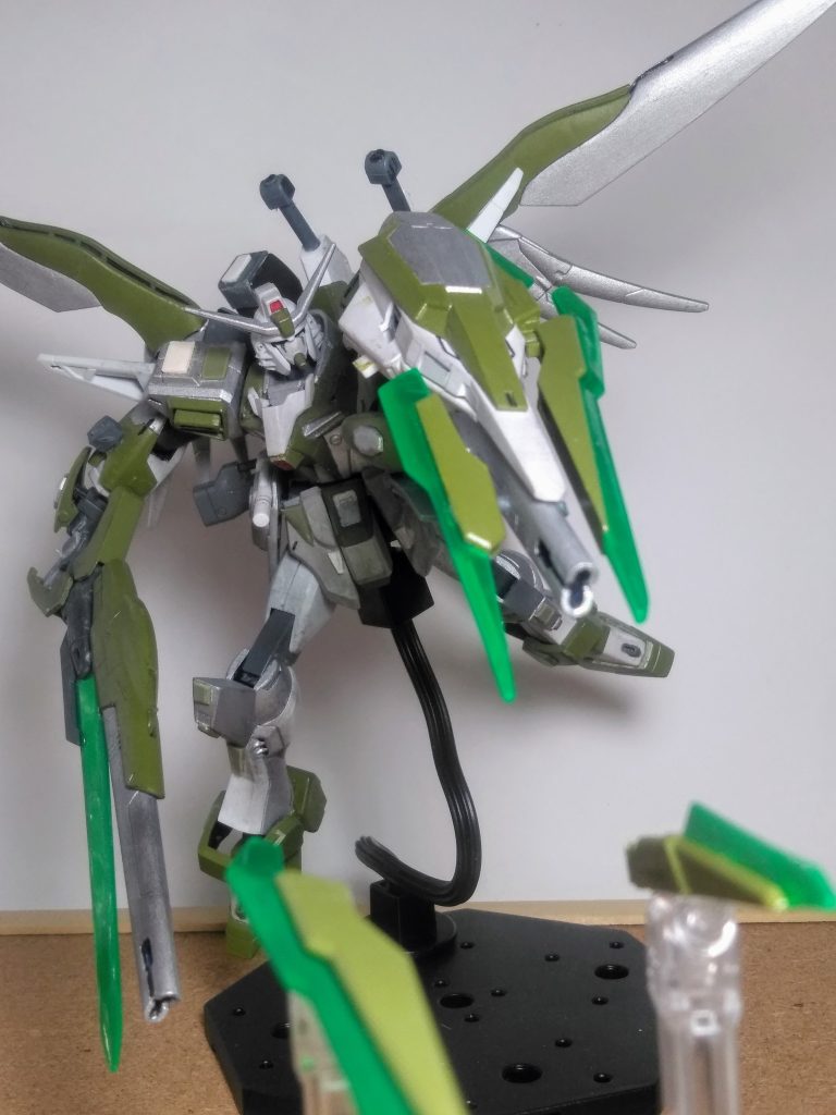 「OO クァンタのアレ」なので「GN ソード ビット」も使用可能 😋まぁ、当たり前かぁ 😘