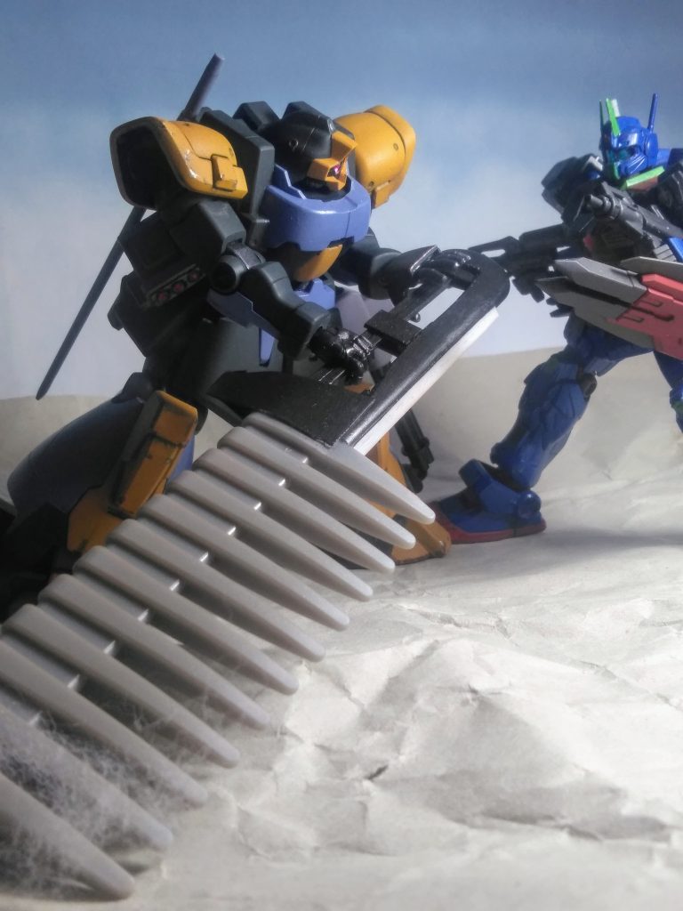 コンナ感じでサクッと実行です 😁🎵🎶『ドム系』はどのキットを観てもアタリですよね 😍💖プロポーションの再現度!付属武装の充実さ!!弄り甲斐が在る内容!!!コスパが最高!!!!「UP主」も当然大好きです 😍💓💓例え動きが悪くてもこの子はホントにイイ子です❗❗ 😤👍