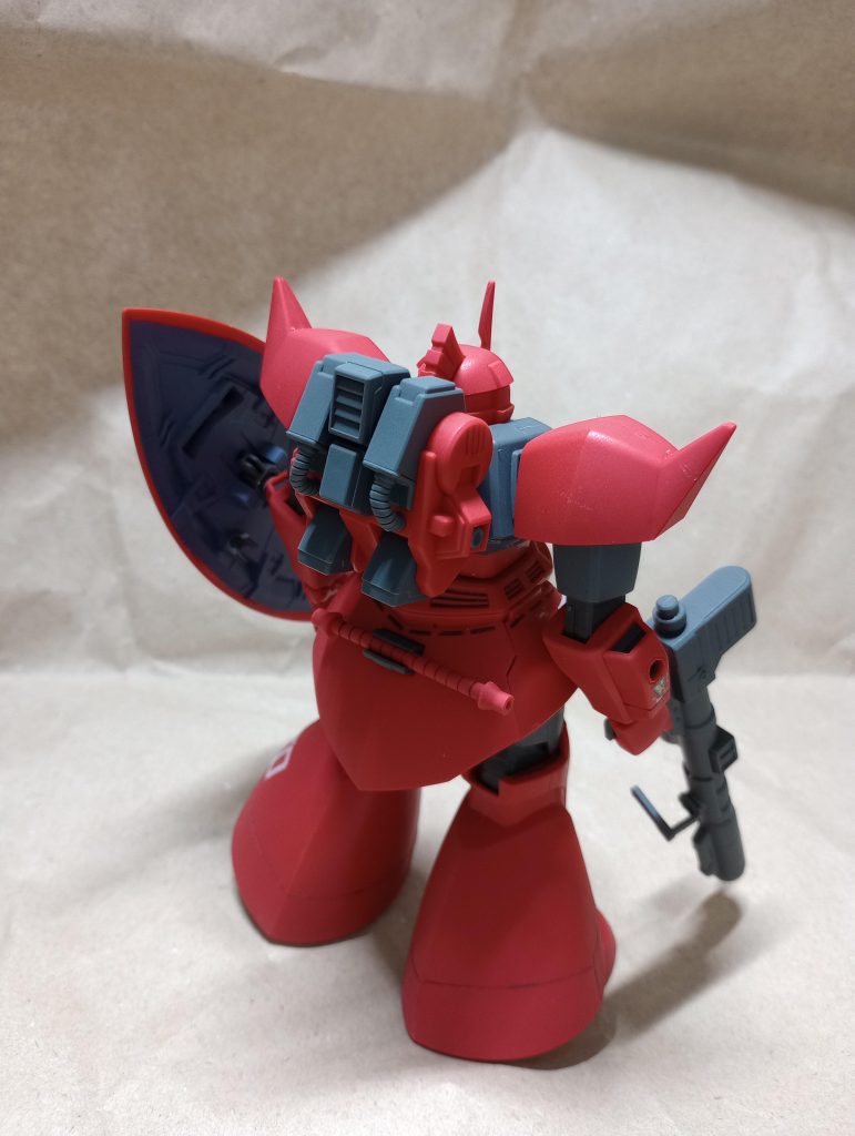 バックパックも追加装備。